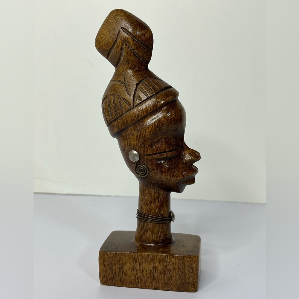 Handmade Carved Wooden African Woman's Head With Earrings and Choker 7.5" Tall